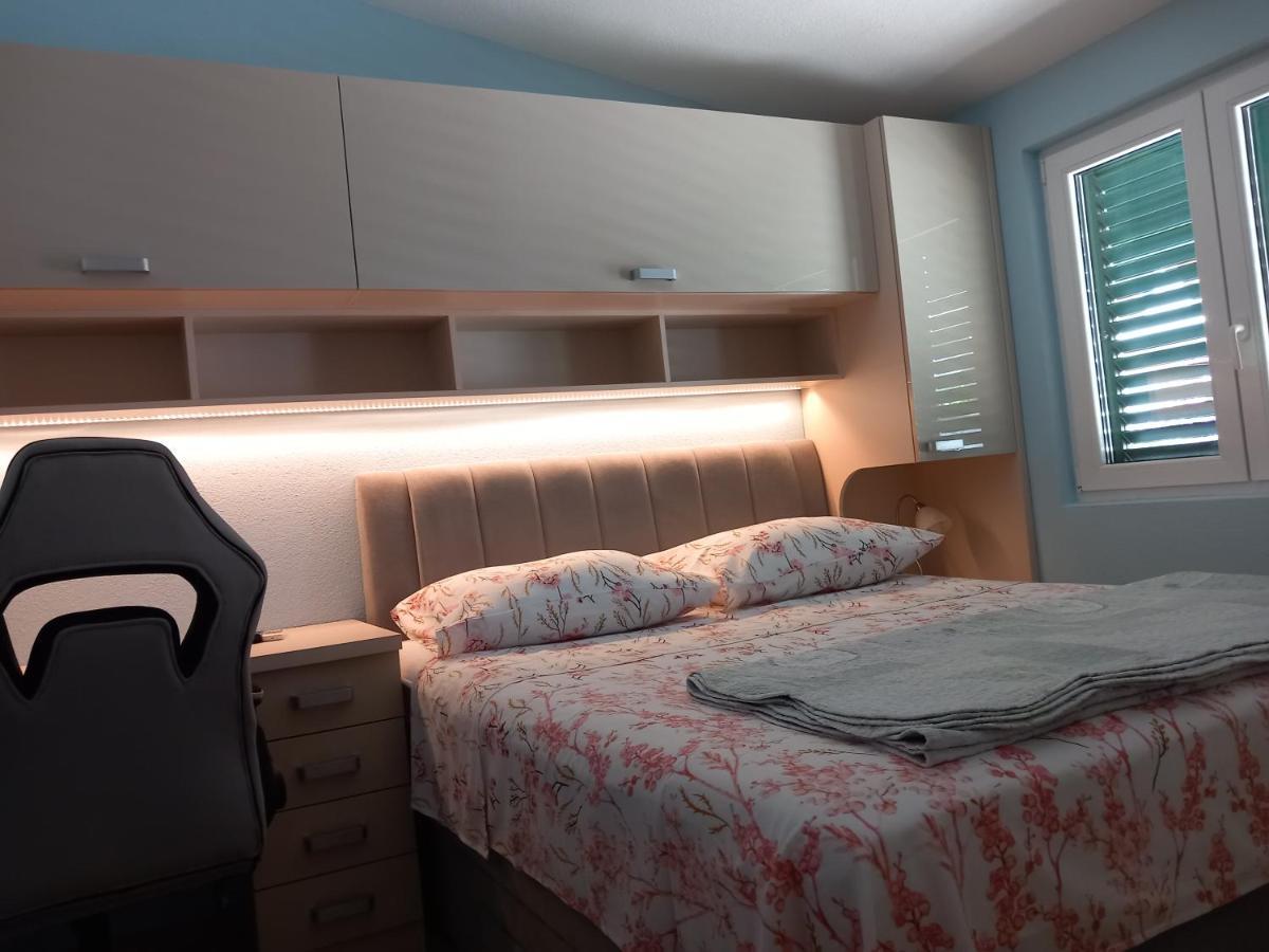 Mitan apartman Tučepi Exterior foto